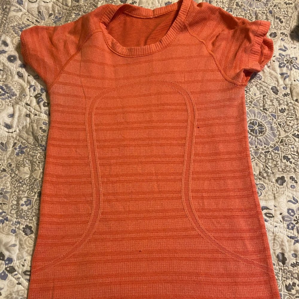 Lululemon Swiftly Tech Short Sleeve